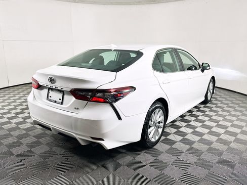 Used 2023 Toyota Camry LE image 3