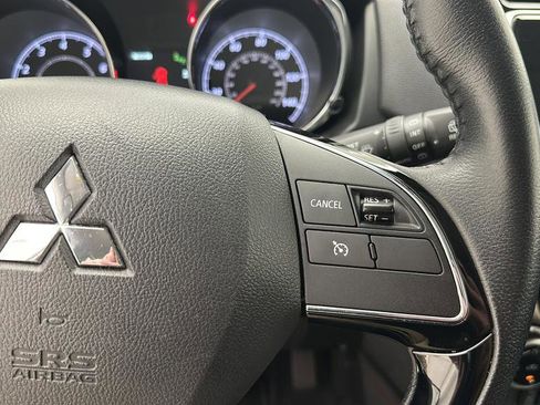 Used 2025 Mitsubishi Outlander Sport SE AWD/4WD image 19