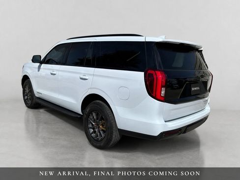 Used 2025 Ford Expedition Tremor AWD/4WD image 4