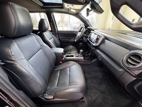 Used 2023 Toyota Tacoma TRD Sport w/ TRD Premium Sport Package image 47