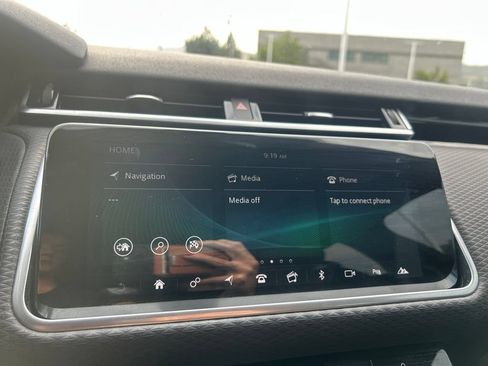 Used 2020 Land Rover Range Rover Velar R-Dynamic S AWD/4WD image 27