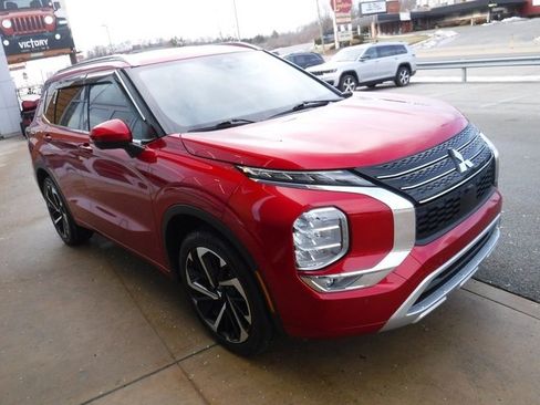 Used 2022 Mitsubishi Outlander SEL image 6