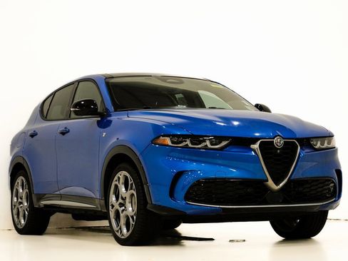 Used 2024 Alfa Romeo Tonale Ti image 1