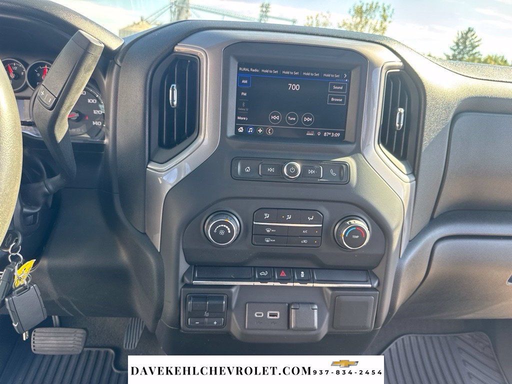 Used 2021 Chevrolet Silverado 2500 Custom w/ Custom Value Package AWD/4WD image 14