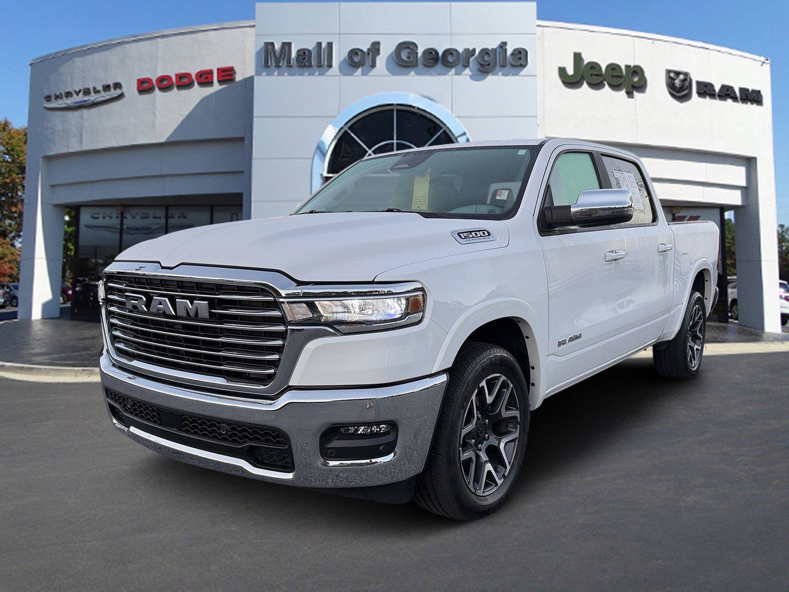 Used 2026 RAM 1500 Laramie AWD/4WD image 1