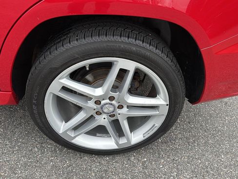 Used 2011 Mercedes-Benz GLK 350 4MATIC image 32