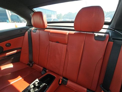 Used 2015 BMW M4 Convertible image 7