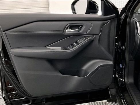 New 2026 Nissan Rogue Dark Armor FWD image 31
