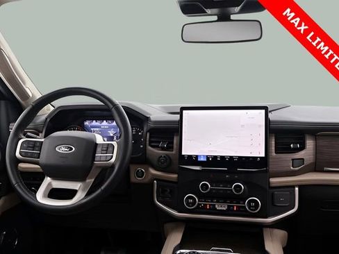 Used 2023 Ford Expedition Max Limited image 11