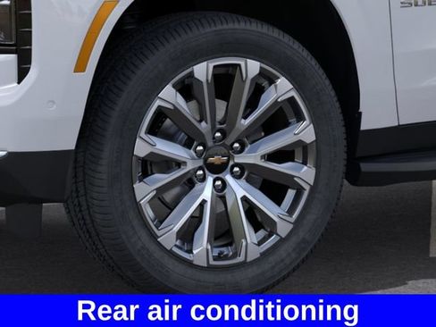 New 2026 Chevrolet Suburban High Country w/ Sun And Tow Package AWD/4WD image 10