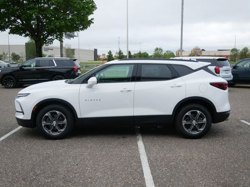 Used 2024 Chevrolet Blazer LT w/ Convenience Package AWD/4WD image 6