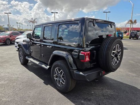 New 2026 Jeep Wrangler Sahara AWD/4WD image 8