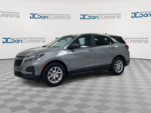 Used 2024 Chevrolet Equinox LS image 4