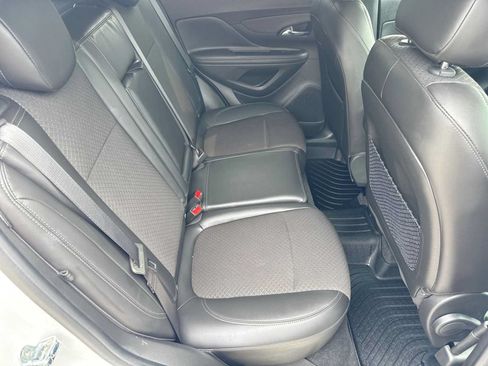 Used 2020 Buick Encore Preferred w/ Safety Package FWD image 19