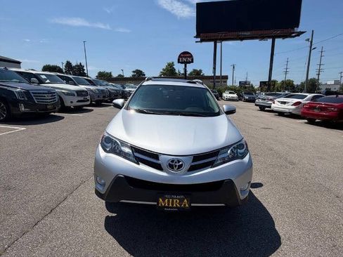 Used 2013 Toyota RAV4 XLE AWD/4WD image 48