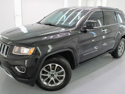 Used 2014 Jeep Grand Cherokee Limited AWD/4WD image 27