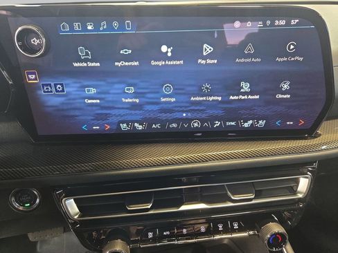 New 2026 Chevrolet Traverse High Country w/ LPO, Floor Liner Package image 24