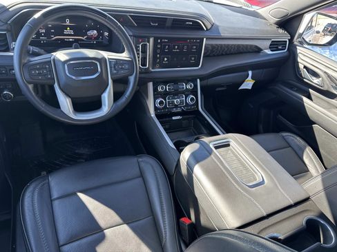 Certified 2023 GMC Yukon XL Denali w/ Denali Reserve Package image 2