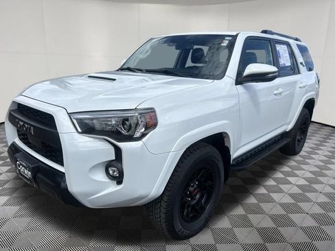 Used 2023 Toyota 4Runner TRD Off-Road Premium w/ Moonroof Package AWD/4WD image 3