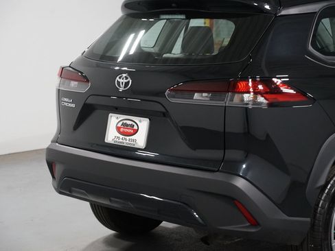 Certified 2026 Toyota Corolla Cross L FWD image 9