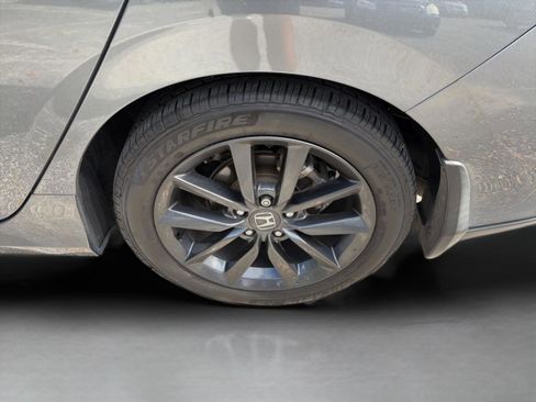 Certified 2021 Honda Civic EX image 32