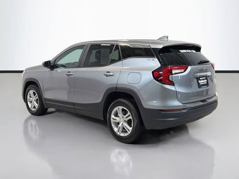 Used 2023 GMC Terrain SLE AWD/4WD image 7