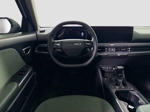 Used 2025 Kia K4 EX FWD image 20