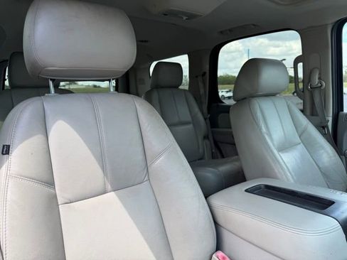Used 2011 Chevrolet Tahoe LT AWD/4WD image 10