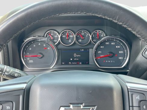 Used 2022 Chevrolet Silverado 1500 LT Trail Boss AWD/4WD image 12