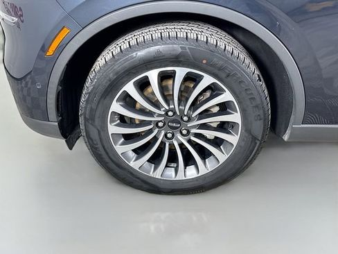 Used 2022 Lincoln Aviator Reserve w/ Equipment Group 201A image 32