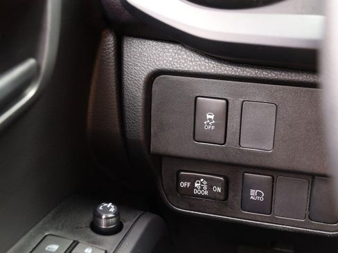 Used 2023 Toyota Tacoma SR AWD/4WD image 19