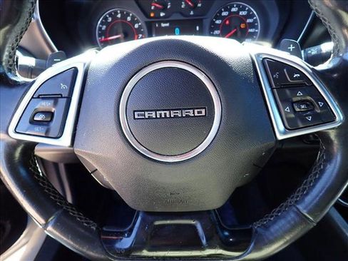 Used 2018 Chevrolet Camaro LT RWD image 13