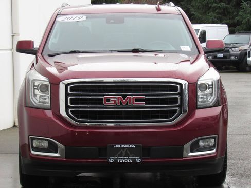 Used 2019 GMC Yukon XL SLT w/ Open Road Package image 3