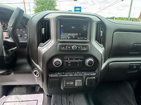 Used 2022 Chevrolet Silverado 1500 Custom RWD image 28