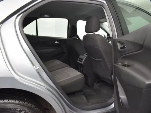 Used 2024 Chevrolet Equinox LT image 18