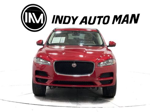 Used 2019 Jaguar F-PACE Prestige image 9