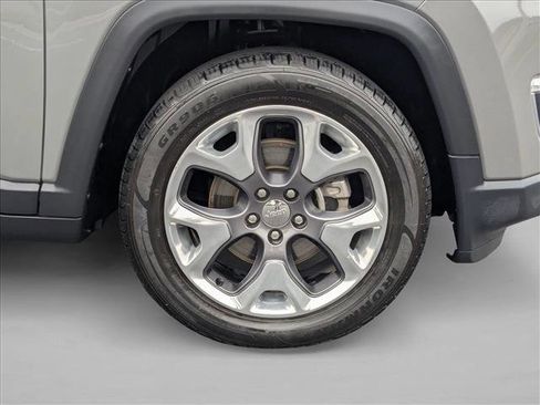 Used 2019 Jeep Compass Limited image 21