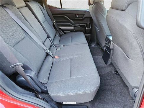 Used 2025 Toyota 4Runner SR5 image 19