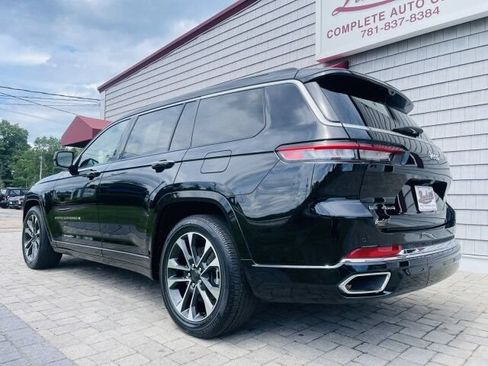 Used 2022 Jeep Grand Cherokee L Overland w/ Advanced Protech Group III AWD/4WD image 7