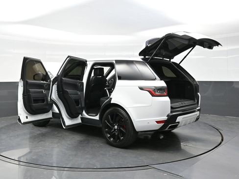 Used 2019 Land Rover Range Rover Sport Supercharged AWD/4WD image 46