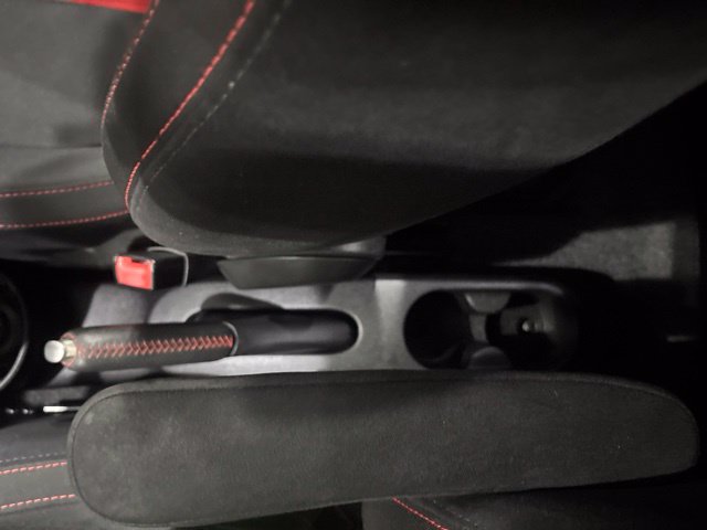 Used 2013 FIAT 500 Abarth w/ Beats Audio Pkg FWD image 22