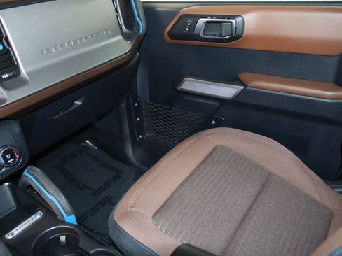 Used 2023 Ford Bronco Outer Banks AWD/4WD image 58