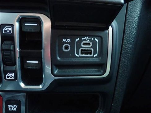 Used 2023 Jeep Wrangler Unlimited Rubicon 4xe w/ Cold Weather Group AWD/4WD image 16