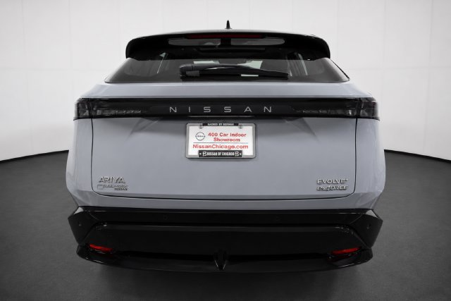 Used 2024 Nissan Ariya AWD image 5