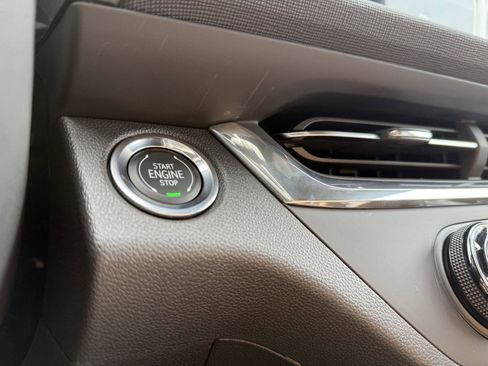 New 2025 Buick Envista Preferred image 19