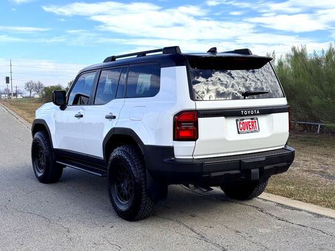 Used 2024 Toyota Land Cruiser 1958 image 11