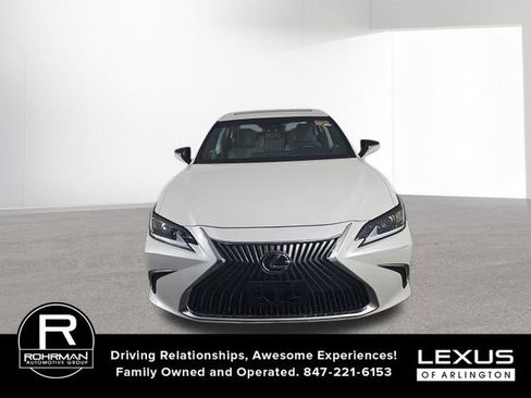 Used 2020 Lexus ES 350 w/ Premium Package FWD image 2