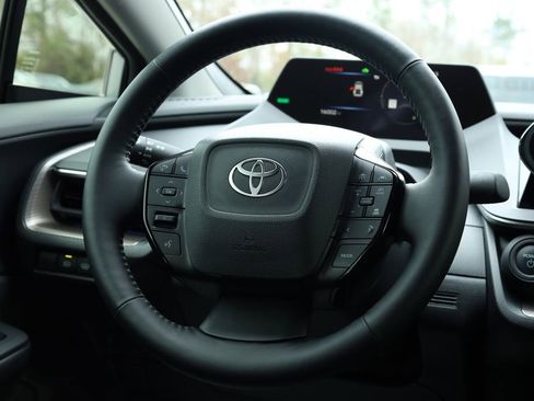 Used 2024 Toyota Prius XLE image 29