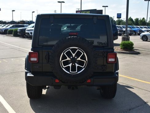 Used 2023 Jeep Wrangler Unlimited AWD/4WD image 6