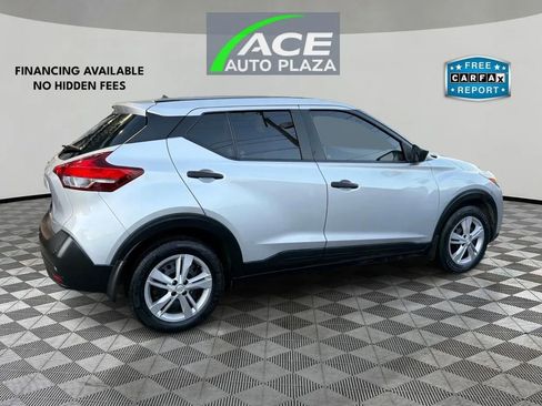 Used 2020 Nissan Kicks S image 5